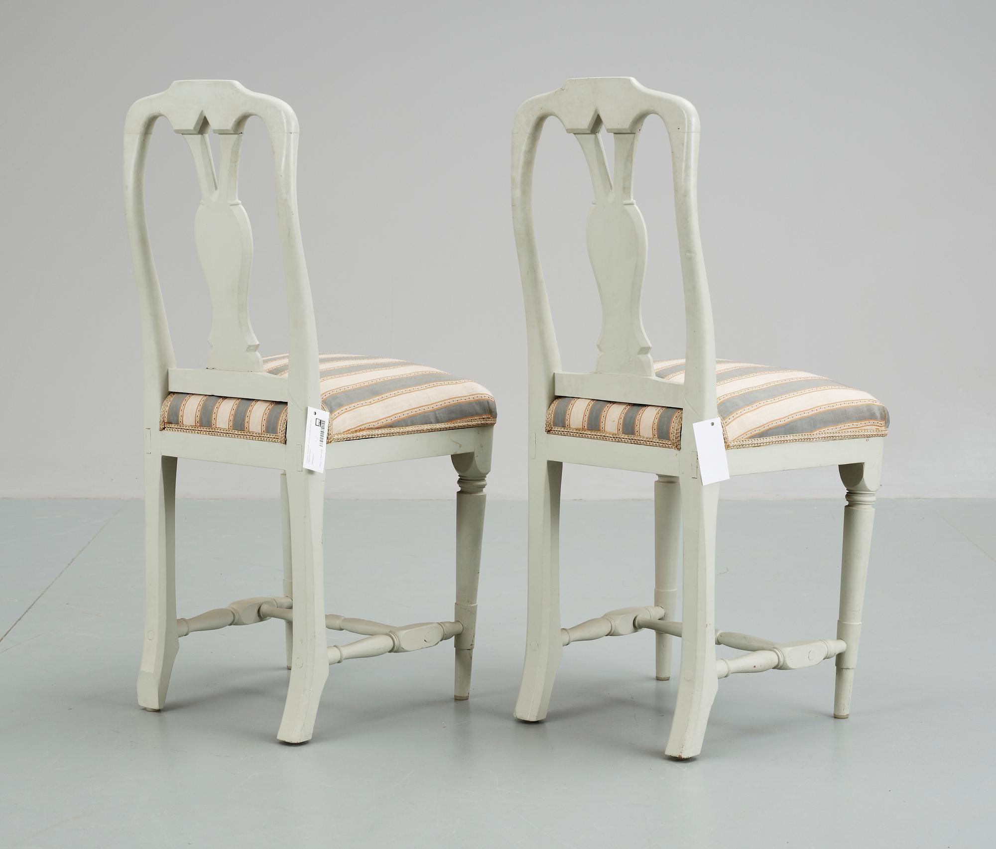 STOLAR, ett par, gustaviansk stil, 1800/1900-tal.