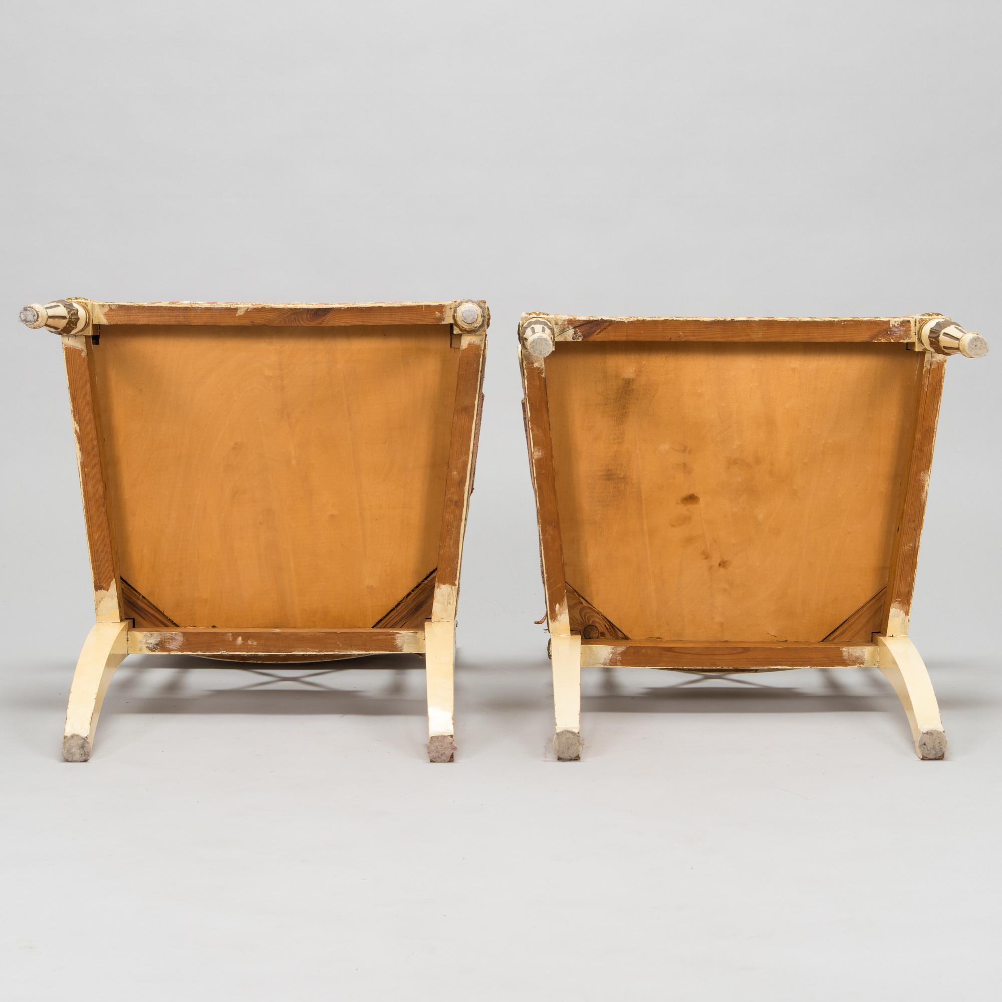 Soffa, bord samt ett par karmstolar, sengustaviansk stil, 1900-talets början.