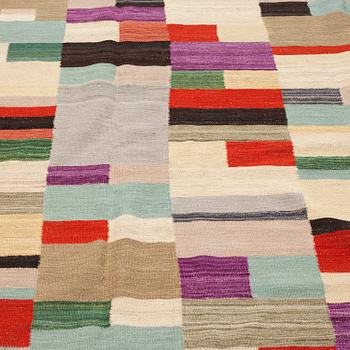 A CARPET, FLAT WEAVE, around 333 x 252 cm.