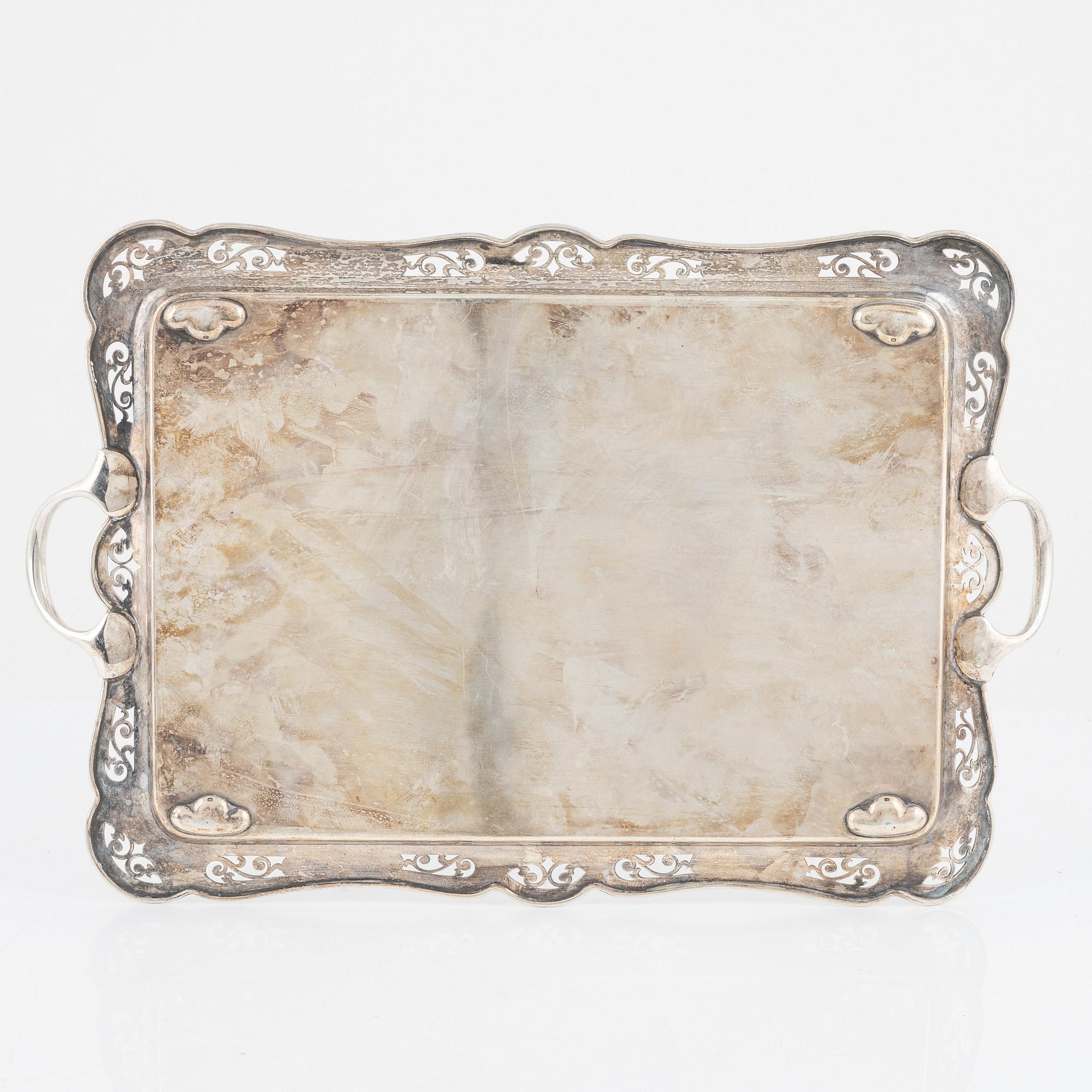 Bricka, silver, Atkin Brothers, Sheffield, England 1913.