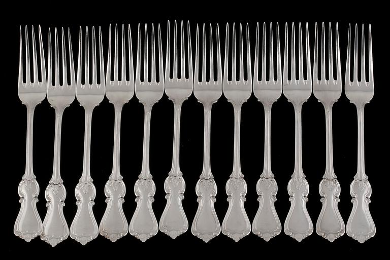 BESTICKUPPSÄTTNING, 104 delar, silver, "Olga", GAB, total vikt ca 5000g.