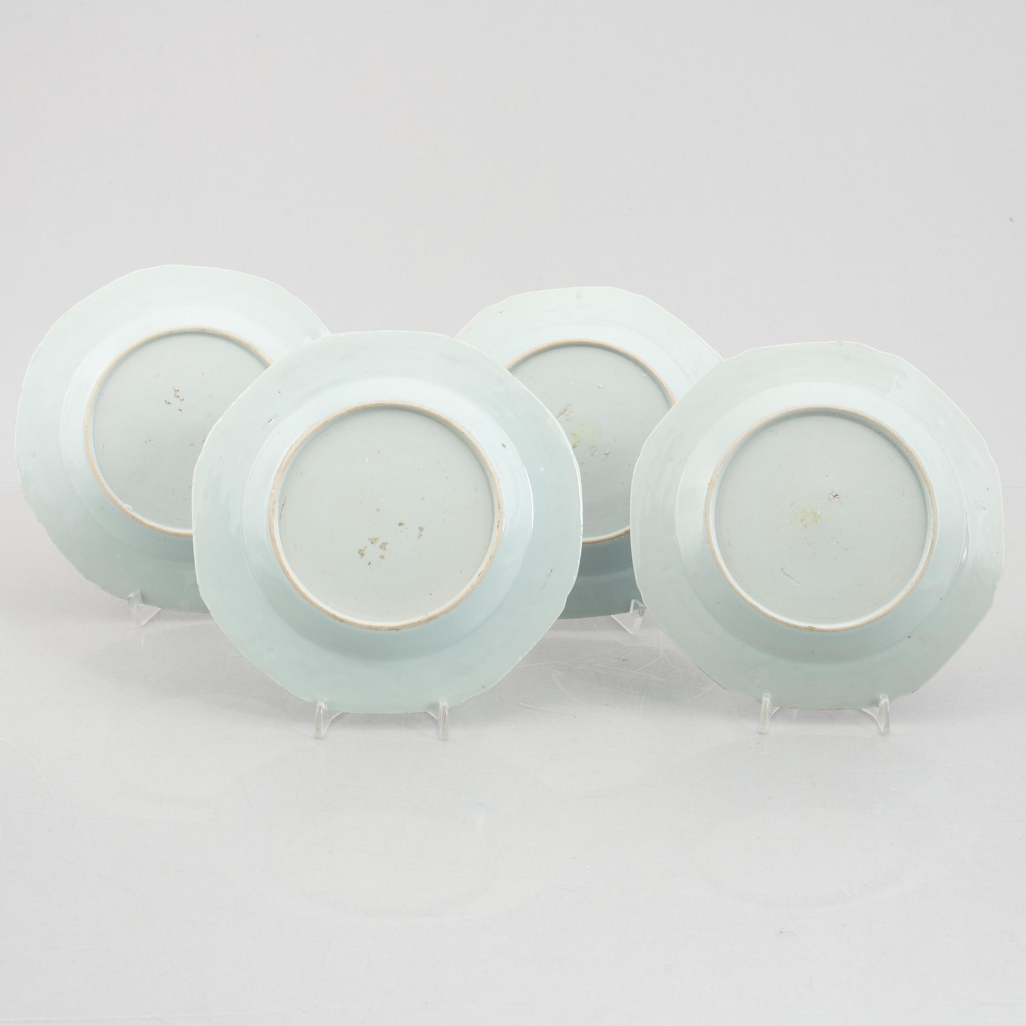 Seven blue and white export porcelain plates, China, Qing dynasty, 18th century.