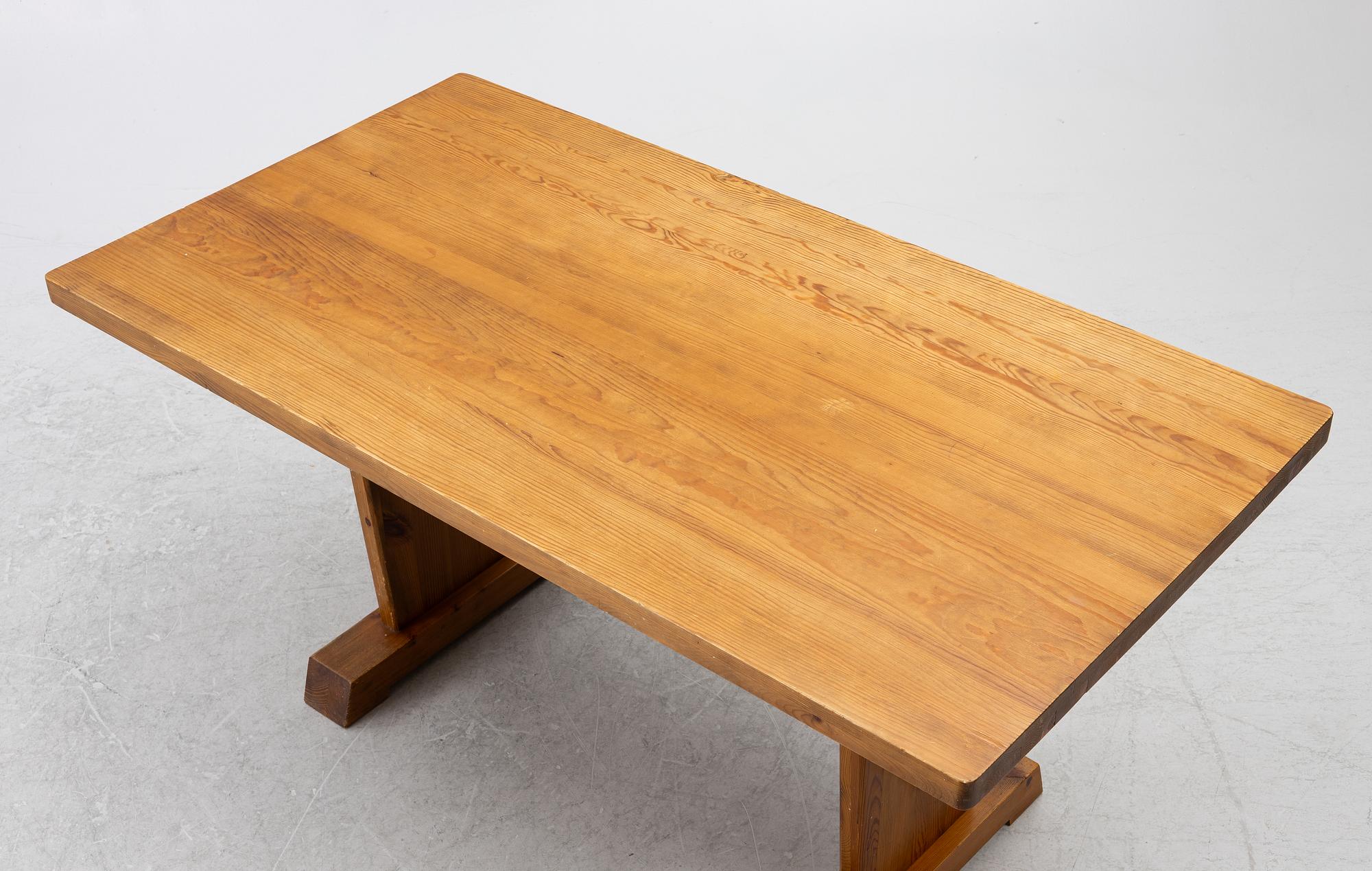 Dining table, sports cabin furniture, mid-20th century.