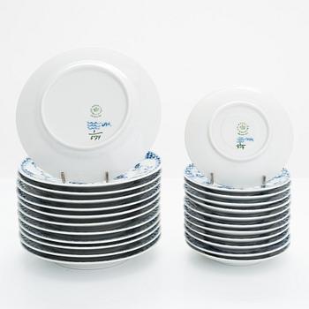 A 31-piece Royal Copenhagen 'Musselmalet' porcelain coffee set.