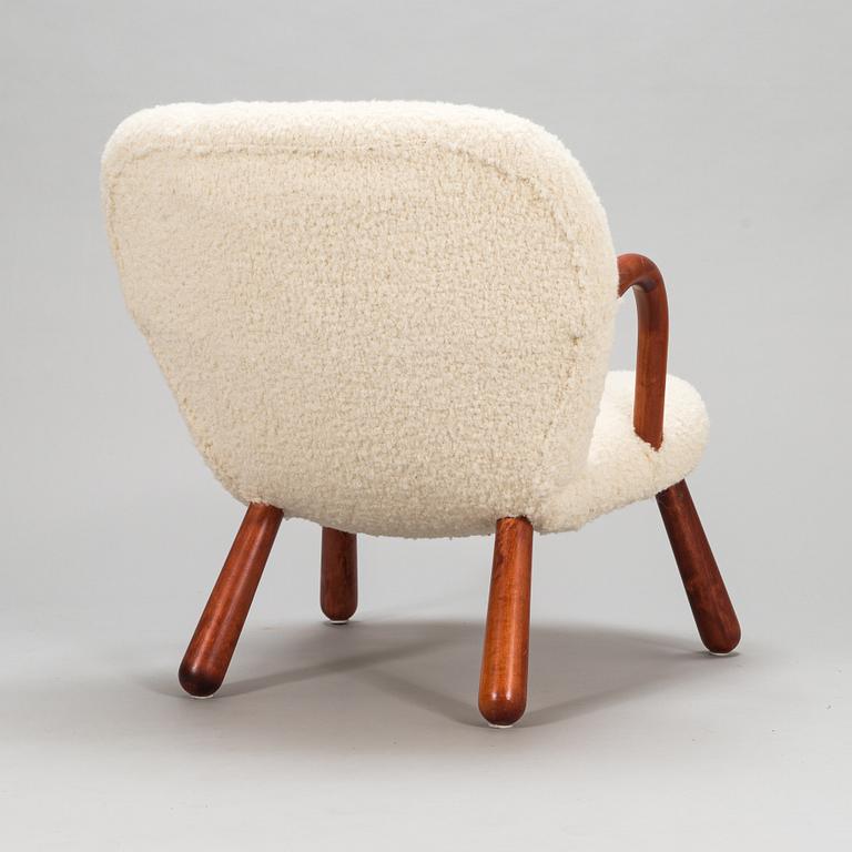 Philip Arctander, todennäköisesti, nojatuoli, Clam chair". Suunniteltu noin 1944.