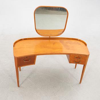 Axel Larsson, tillskriven, sminkbord, Bodafors, 1900-tal.