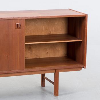 AN ERIK WÖRTZ SIDEBOARD, IKEA 1960-70's.