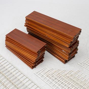 Nils Strinning, Bookcase/shelving system, “String”, 1950s/60s.