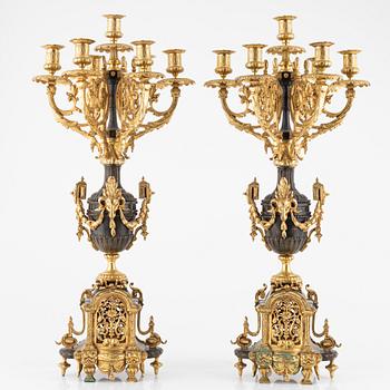 Kandelabrar, ett par, brons, sent 1800-tal.