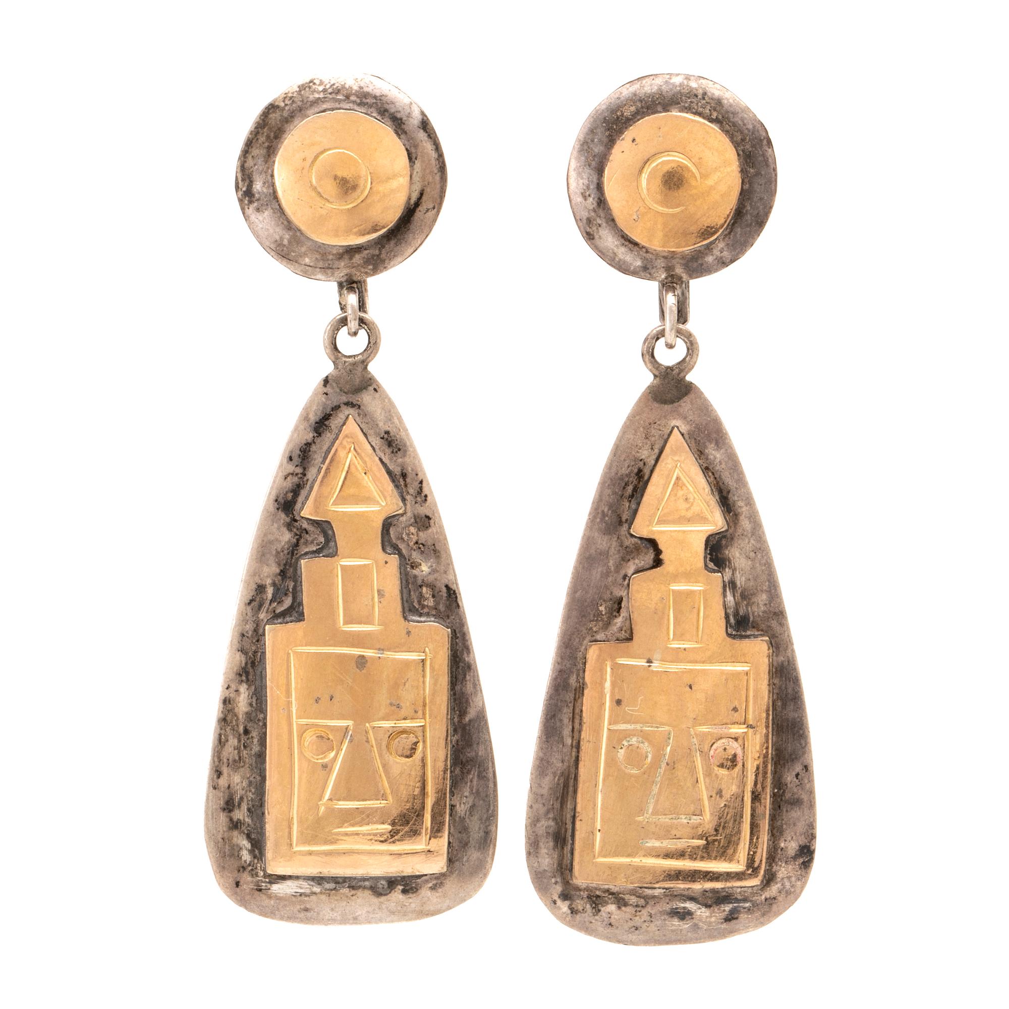 A pair of 18K gold and 925 silver earrings Old Cuzco pre-Columbian style, Peru.