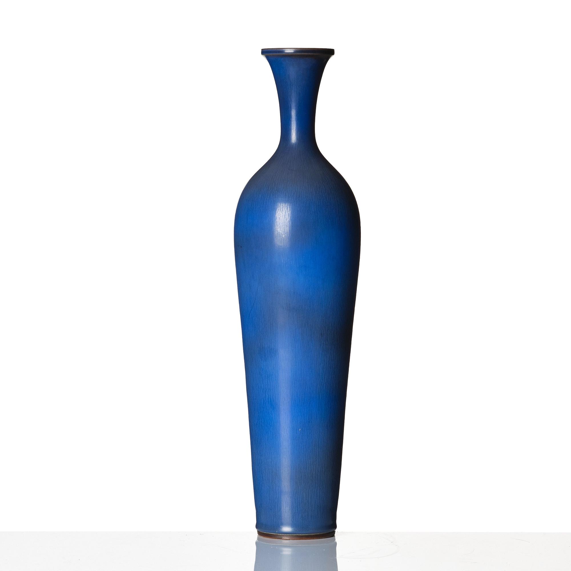 Berndt Friberg, a stoneware vase, Gustavsberg studio, Sweden 1956.