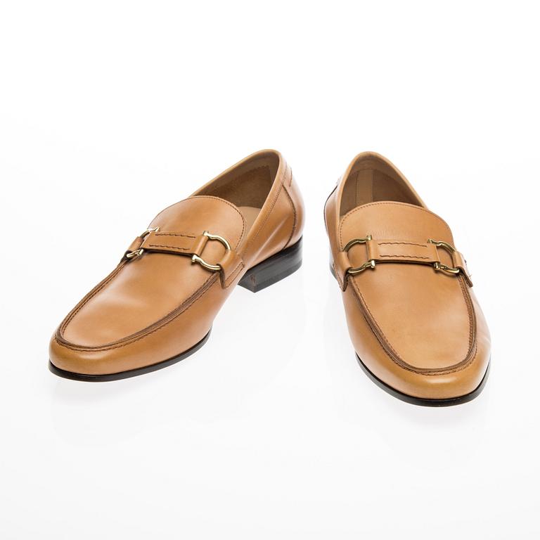 SKOR, Salvatore Ferragamo.