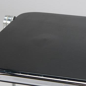 Giancarlo Piretti, pöytä, "Platone", Castelli, Italia, 1960/70-luku.