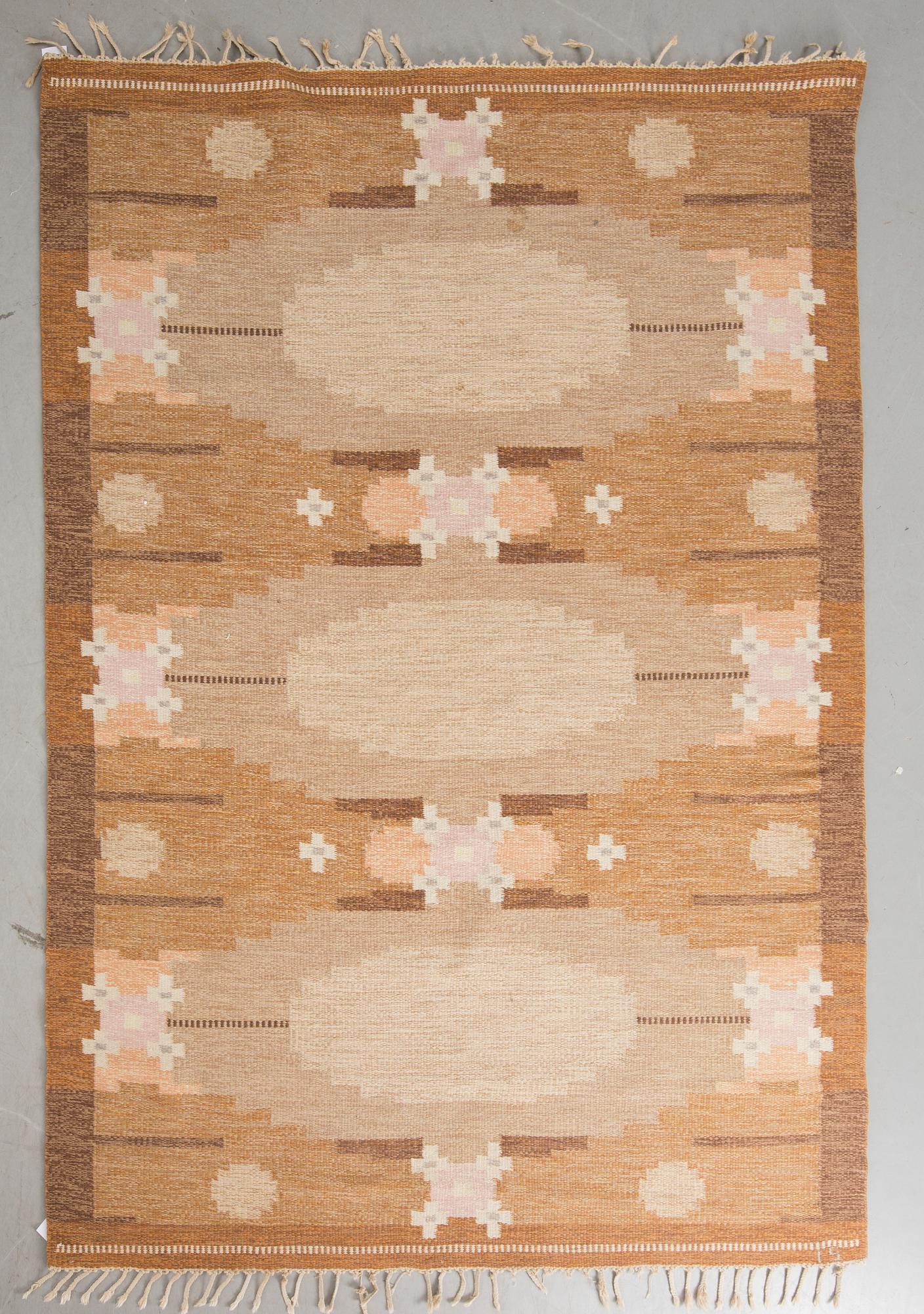 MATTA, rölakan, signerad IS (Ingegerd Silow), ca 241 x 168 cm.