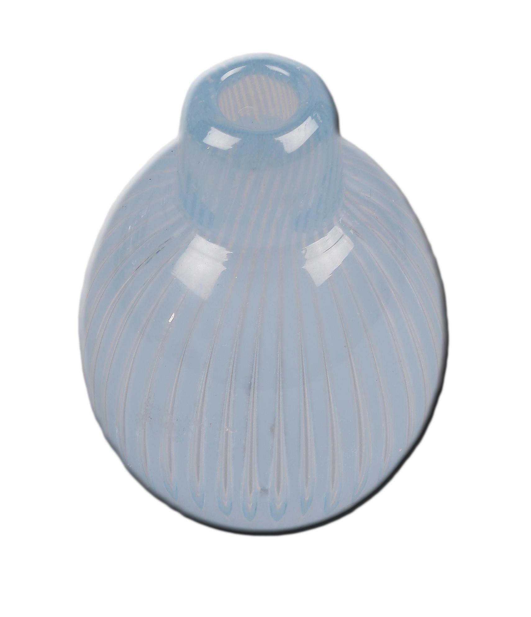 VAS, glas, "Ariel", Edvin Öhrström, Orrefors. Sign.