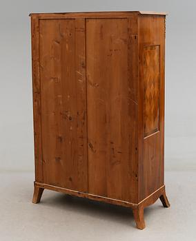 SKÅP, rokokostil, 1900-talets mitt.