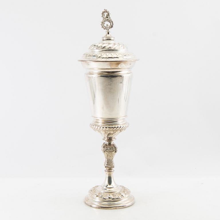 Cup Baroque style first half of the 20th century silver plate.