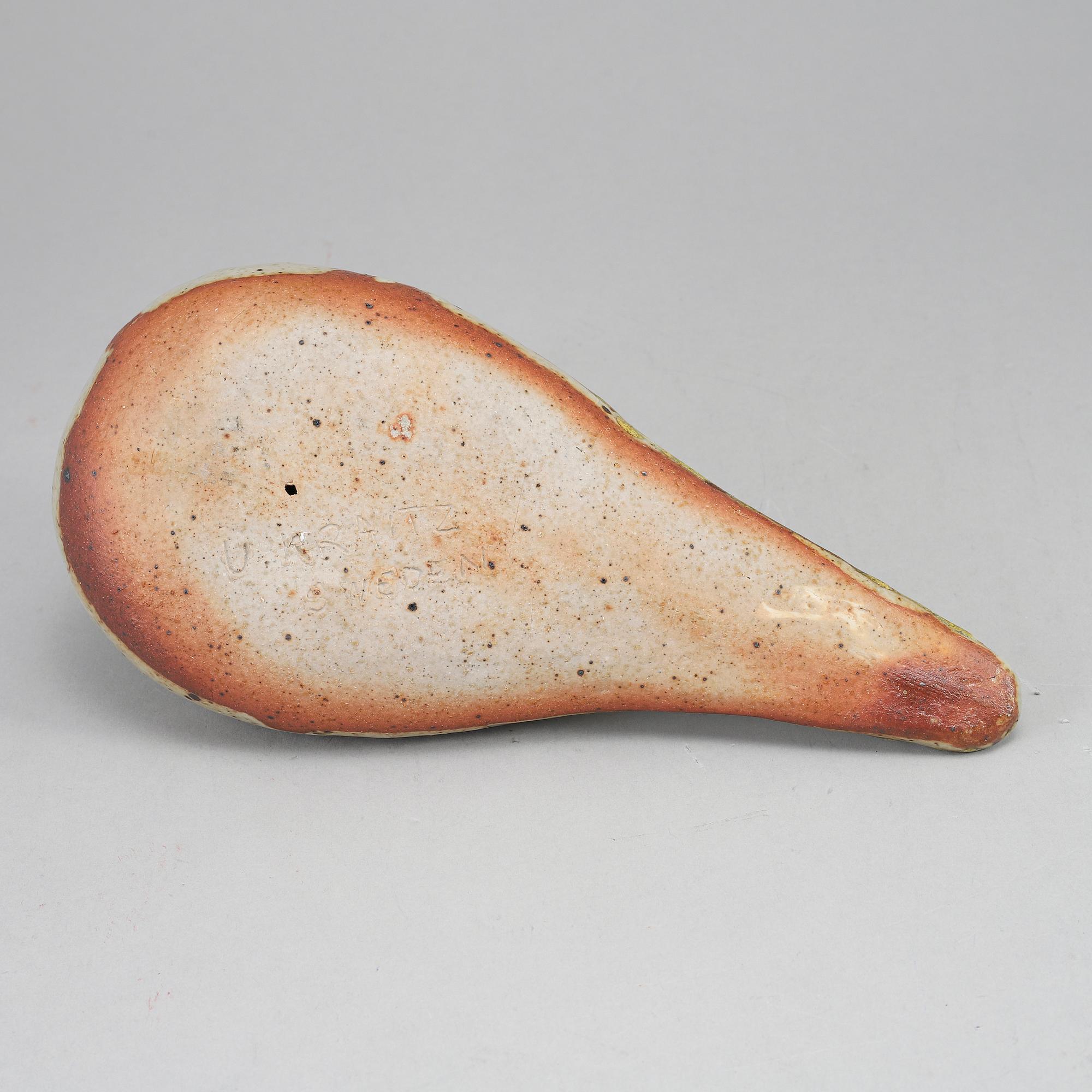 ULLA KRAITZ, sculpture, stoneware, signed.