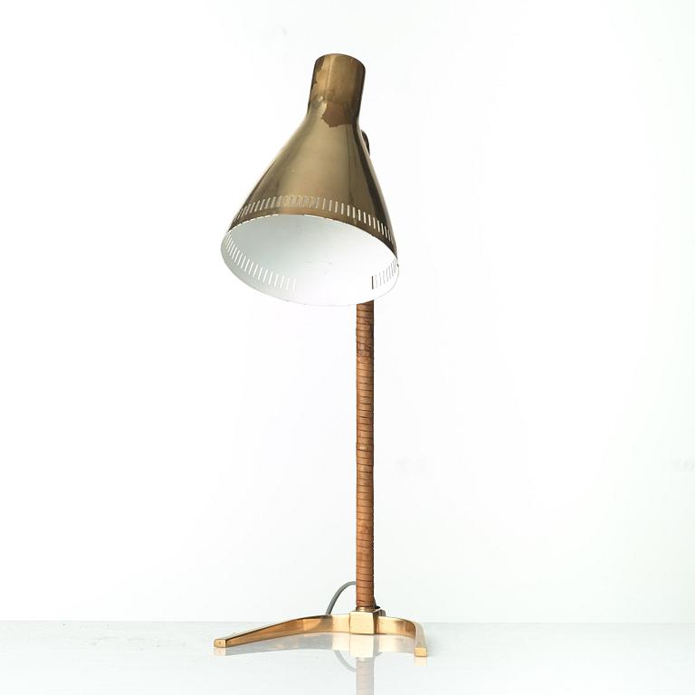 Paavo Tynell, a model '9224' brass table lamp, Taito Oy, Finland, mid 20th century.