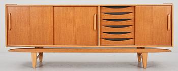 SIDEBOARD, Ajfa, Tibro, 1900-talets mitt.