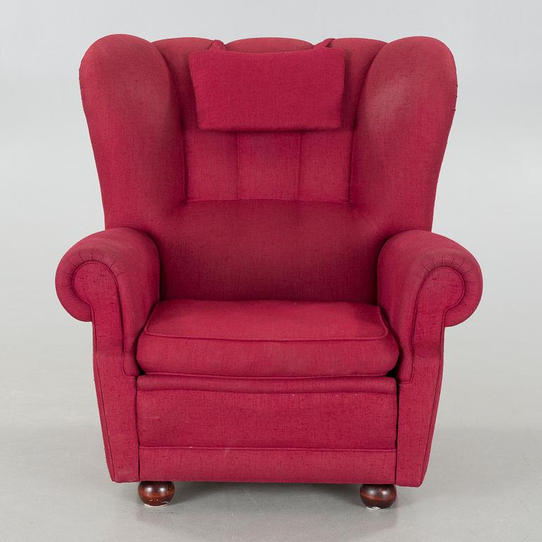 An armchair, made in the second half of the 20th century.