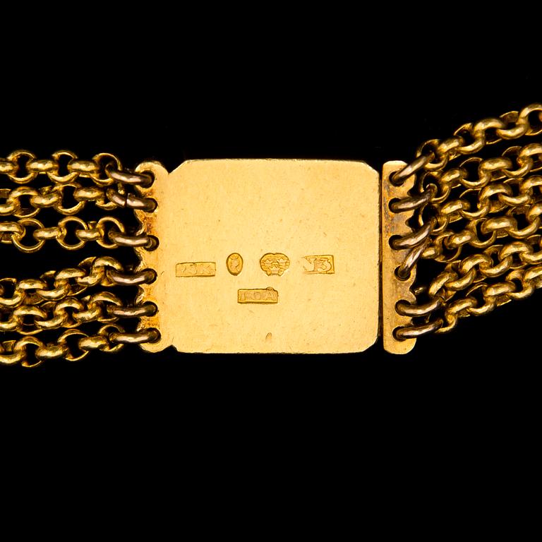 A NECKLACE, 23K gold. Stockholm, Sweden 1819.