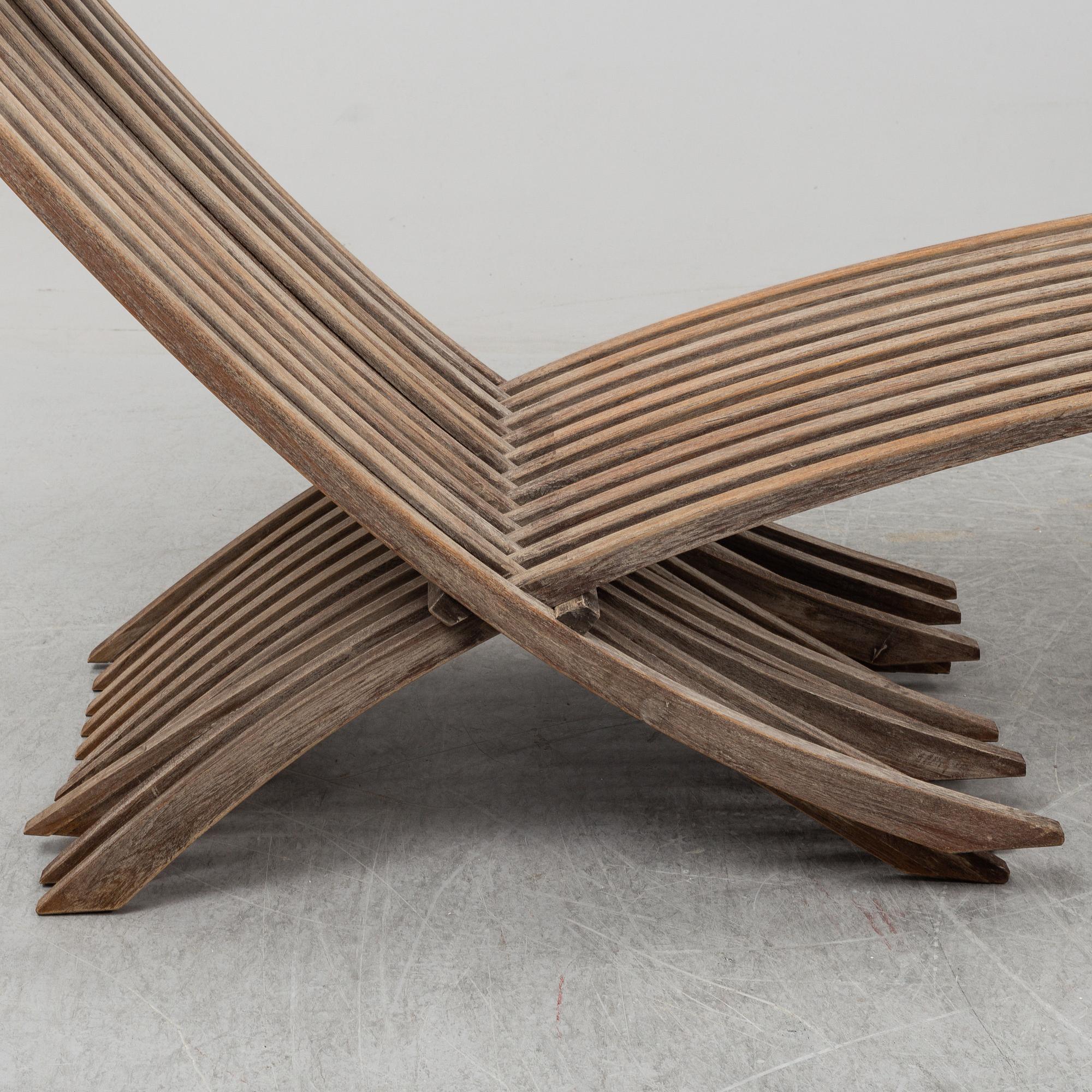 NILS-OLE ZIB, a pair of teak deck chairs, 'Nozib', Bergaform.