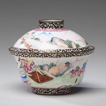 An enamelled 'European Subject' cup with cover, Qing dynasty, 18th Century.