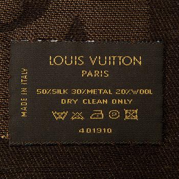 Louis Vuitton, scarf.