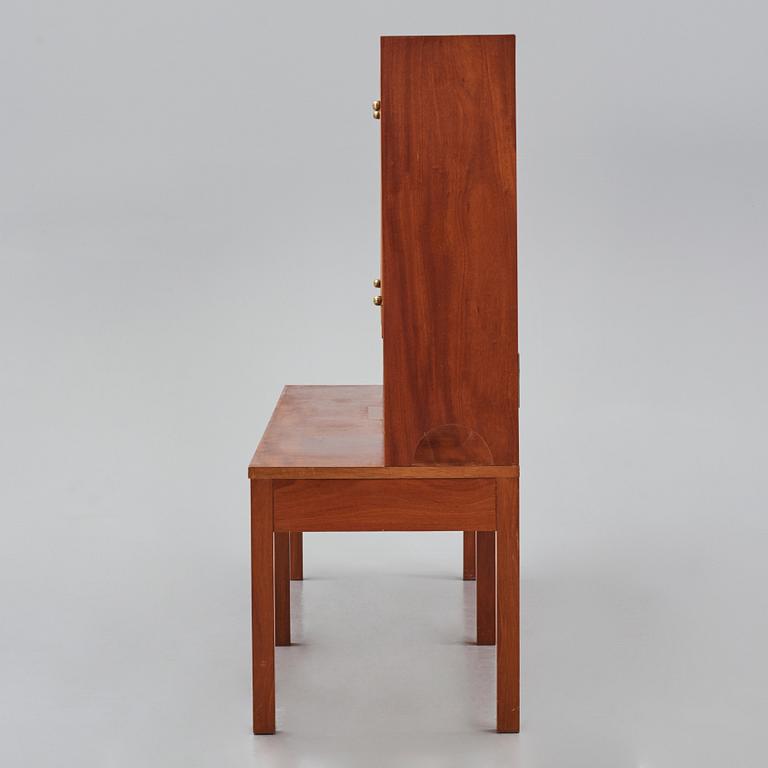 Josef Frank, bokhylla, modell "1142", Firma Svenskt Tenn 1950-tal.