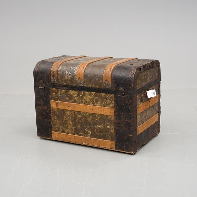 KOFFERT, 1900-talets början.