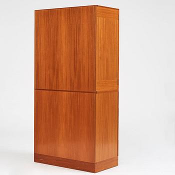 John Kandell, a "HI-26" cabinet for HI-gruppen, executed by David  Sjölinder, Sweden 1950-60's.