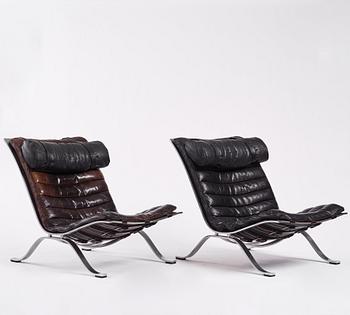 Arne Norell, a pair of black leather 'Ari' lounge chairs, Möbel AB Arne Norell, 1960-1970s.