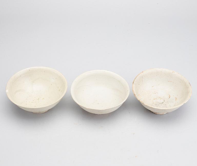 Three bowls, ceramic Song dynasty(960-1279).