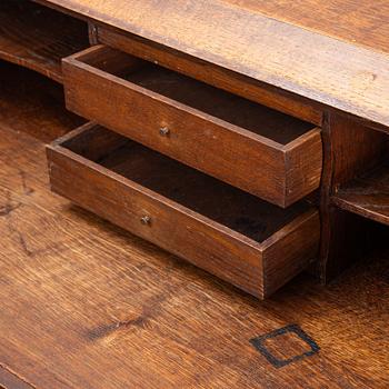 Sekretär, rokokostil, 1900-talets början.