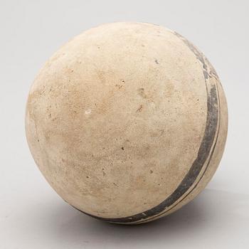 An earthenware 1200-1450 AD Central Peru pot. Chancay culture.