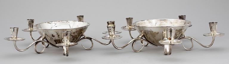 UPPSATSSKÅLAR, ett par, sterling silver, 1900-tal. Tot vikt ca 2000 g.