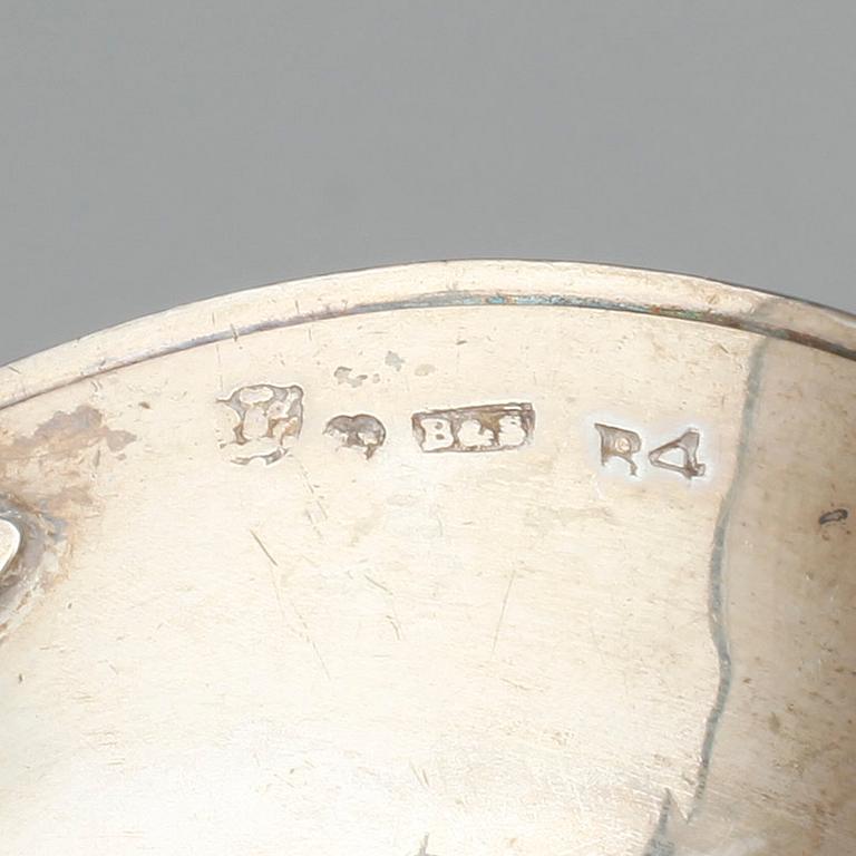 SOPPSLEVAR, 2 st. Silver. Bl a CG Hallberg Stockholm 1923.