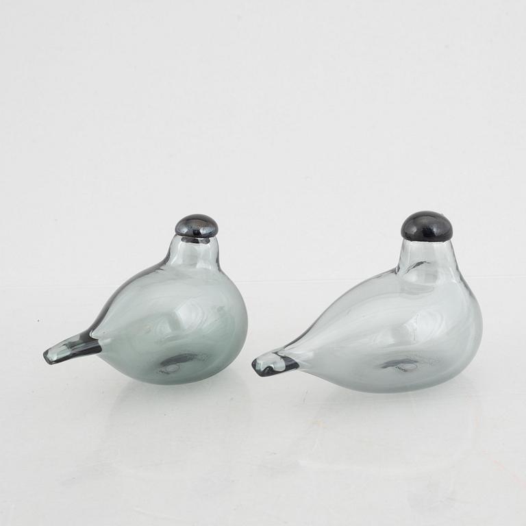 Oiva Toikka, two 'Tiltti' (Chiffchaff) glass birds, Nuutajärvi, Finland.