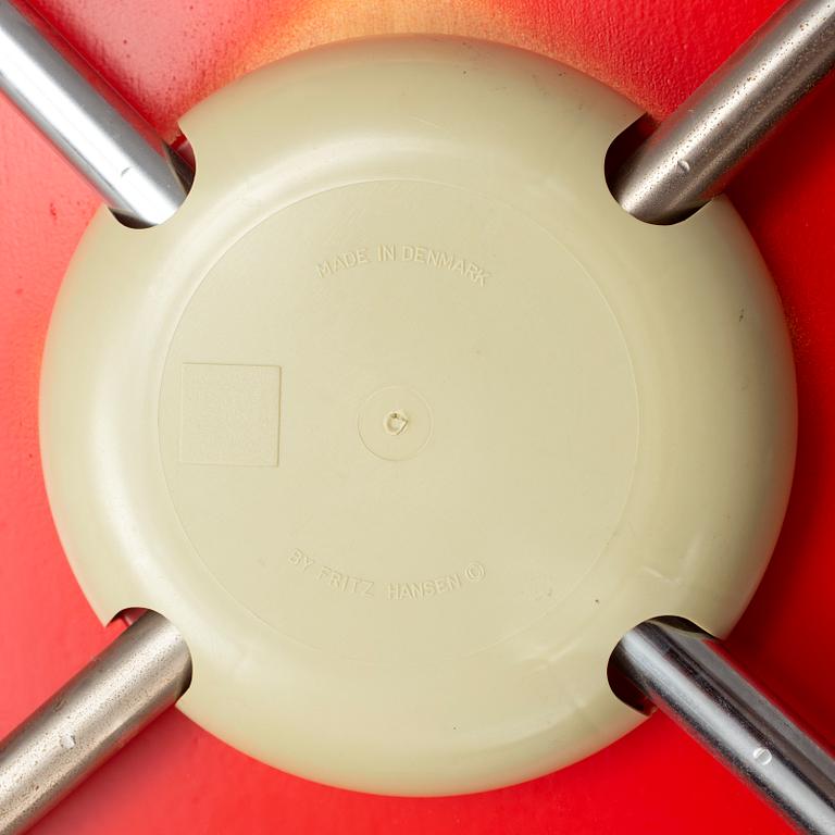 ARNE JACOBSEN, stolar, 7 st, "Sjuan", Fritz Hansen, 1988.