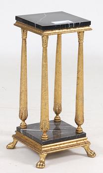 PIEDESTAL, empirestil, 1900-tal.