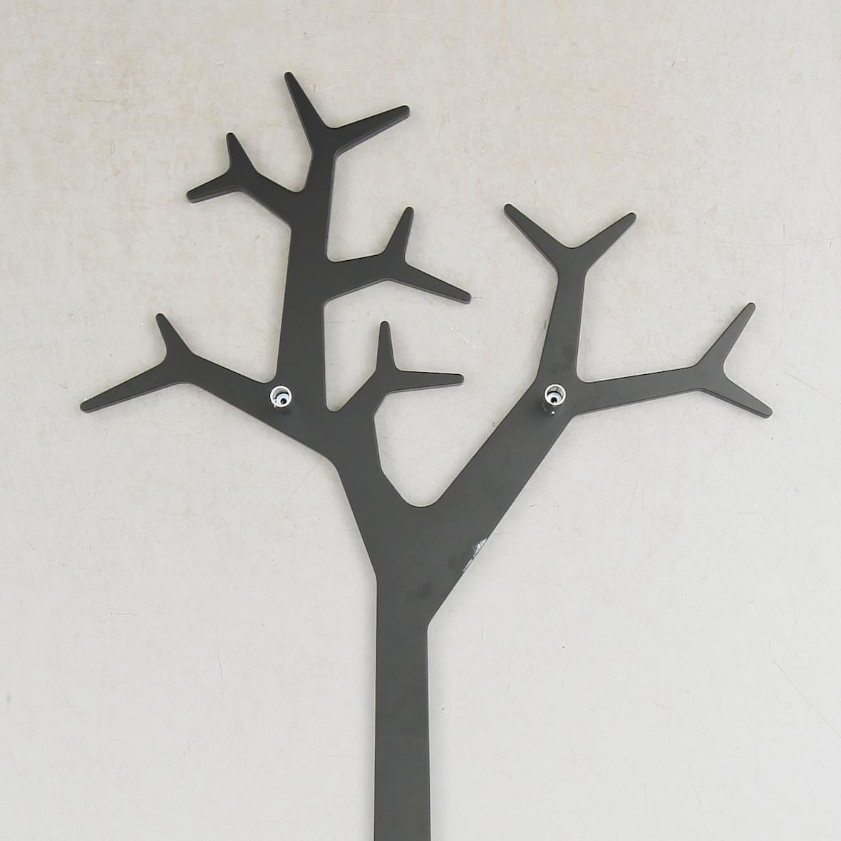 KLÄDHÄNGARE, "Three rockhängare", Michael Young & Katrin Petursdottir, Swedese, 2000-tal.
