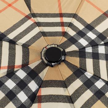 Burberrys, umbrella.