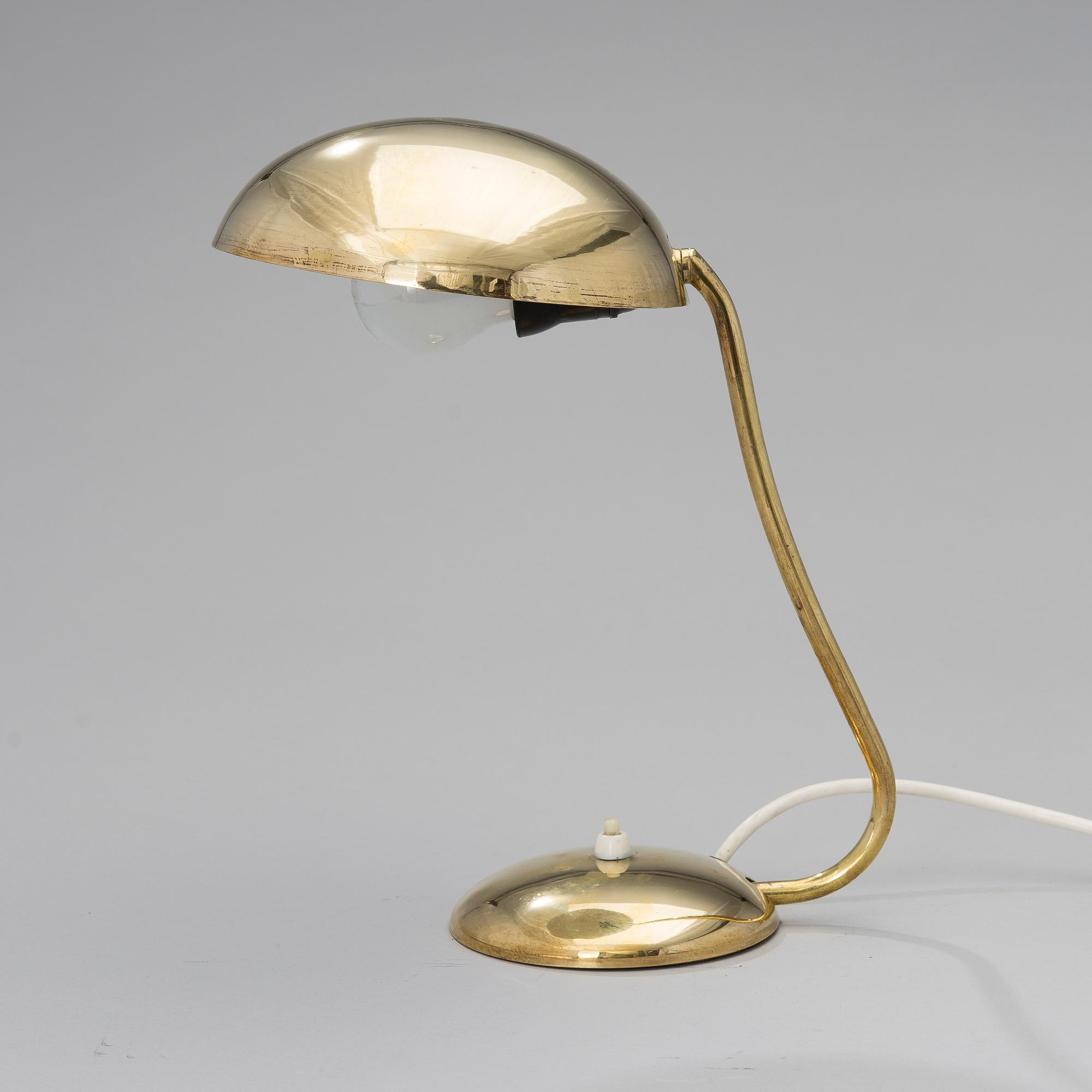 PÖYTÄVALAISIN, Valinte, 1900-luvun puoliväli.