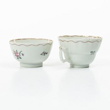 Cups and saucers, 11+7, and a teapot in famille rose with monogram, company porcelain, China, 18th century.