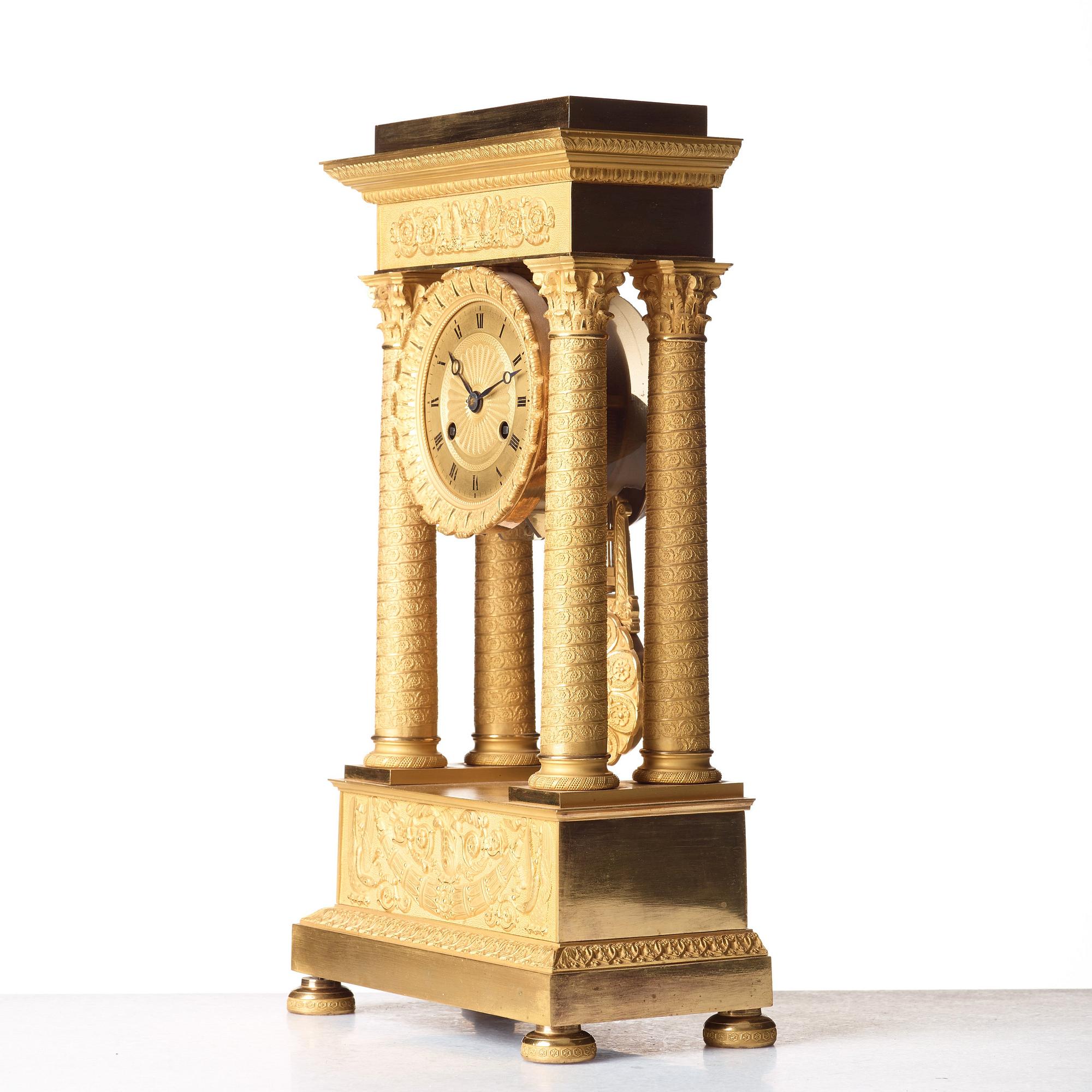 BORDSPENDYL. Frankrike, 1800-talets början, Empire.