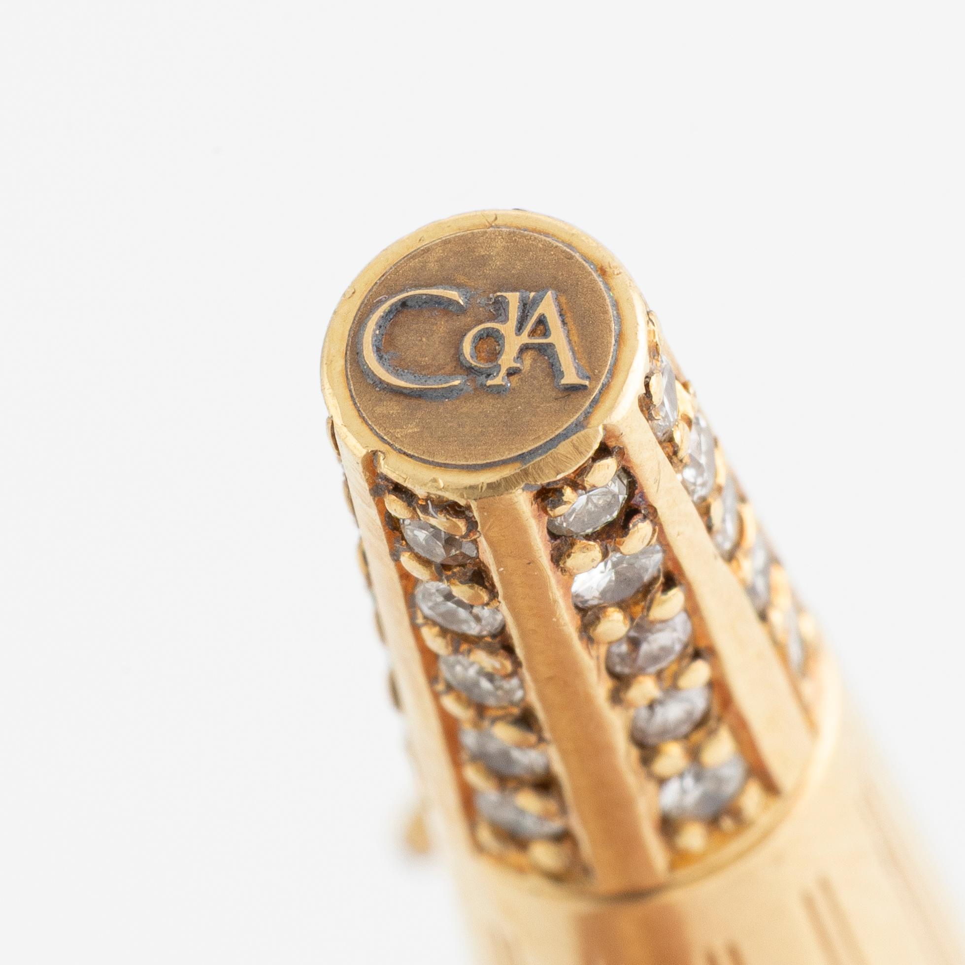 Caran d'Ache, pen, outer casing 18K gold with brilliant-cut diamonds.