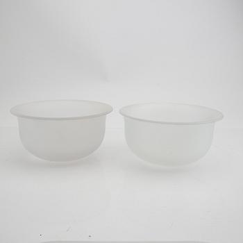 Signe Persson-Melin, a set of two glass bowls "Frost" for Boda 1970s.