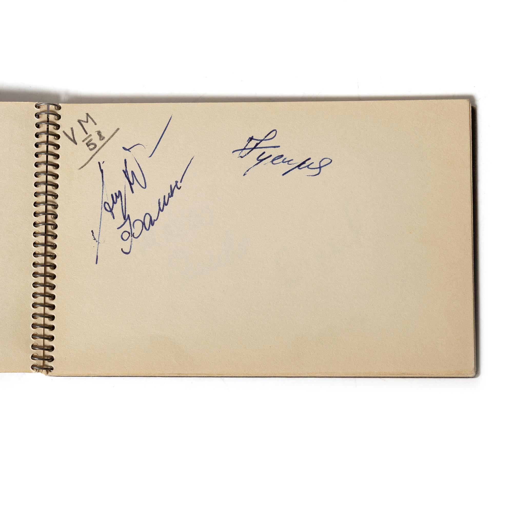 Autograph collection, Brazil’s national football team, 1958 World Cup, two notebooks.
