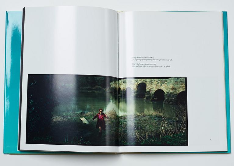 Denise Grünstein, bok Figure Out signerad 2010.